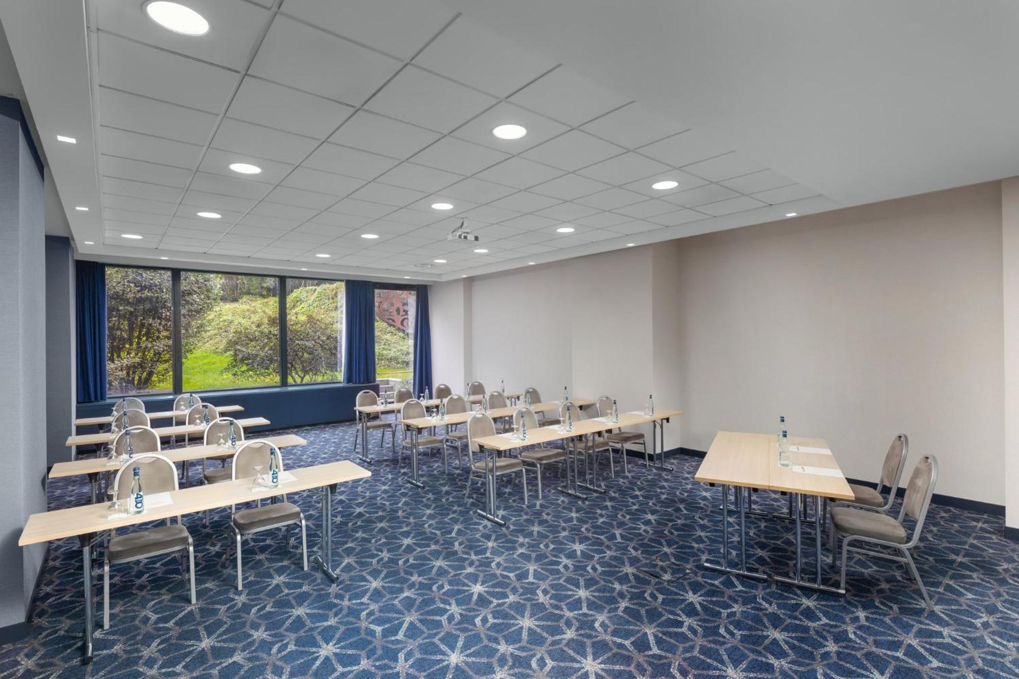 Hotel Crowne Plaza Milan Linate By Ihg San Donato Milanese Exterior foto